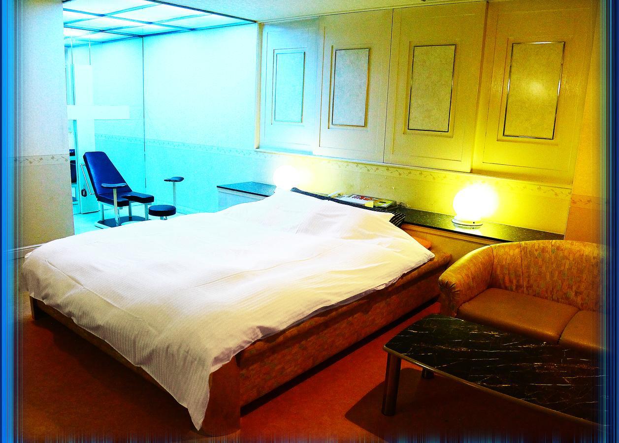 Kyoto Hotel Crown (Adults Only) Εξωτερικό φωτογραφία